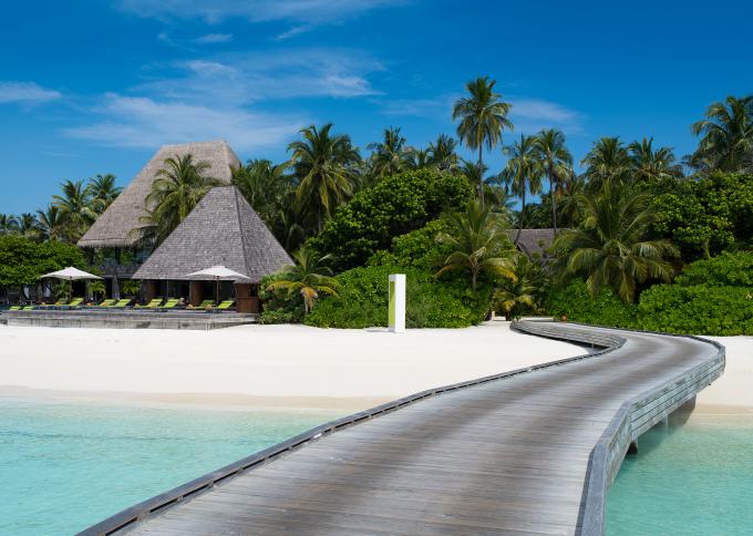 Obejrzyj film promocyjny Anantara Kihavah Villas!